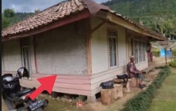 Foto rumah tua yang membuat banyak orang tersenyum viral di media sosial.